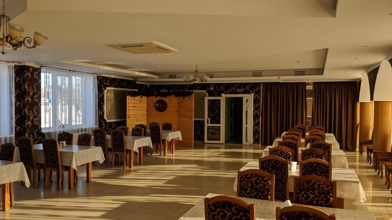 Karavan Bila Krynytsya (Rivne) Exterior photo