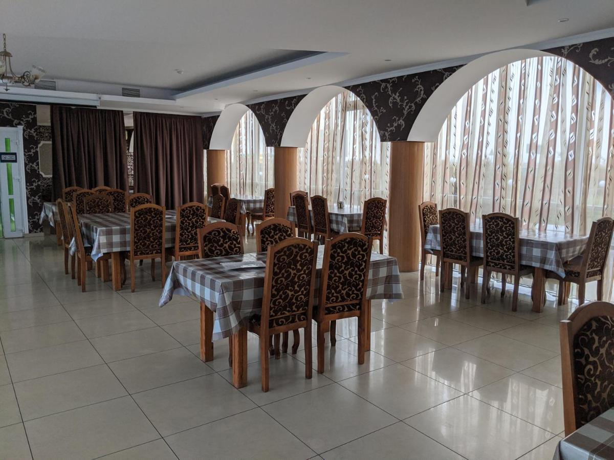 Karavan Bila Krynytsya (Rivne) Exterior photo